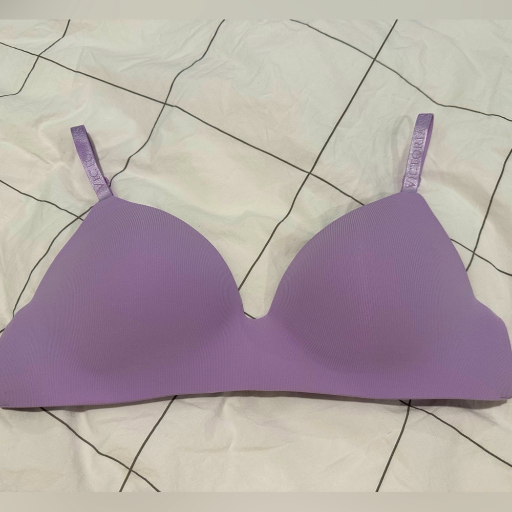 VS Wireless Lightly Lined Bra